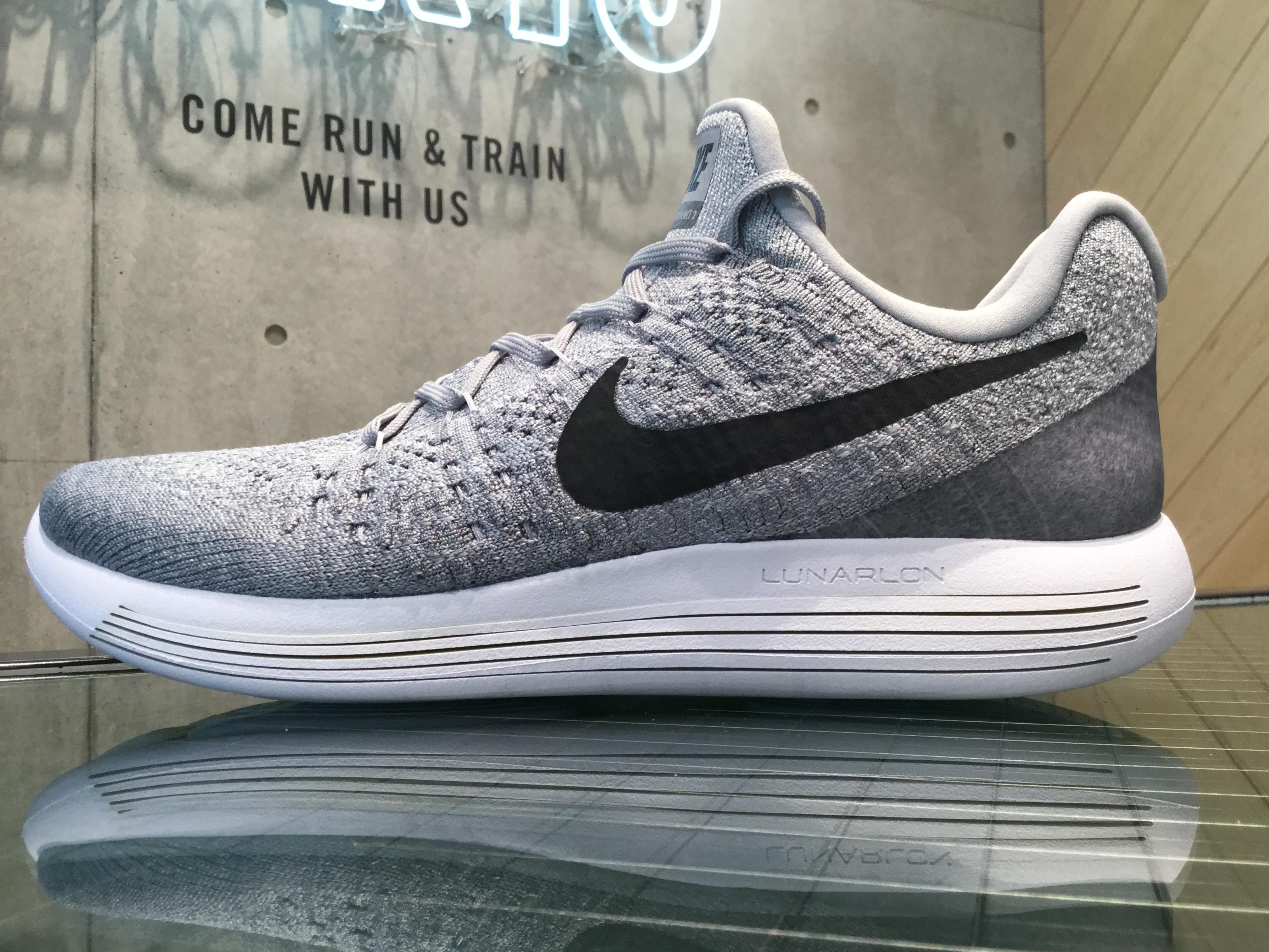 ウォーキング・ランニングウェア NIKE LUNAREPIC FLYKNIT 23cm Nike. NIKE LUNAREPIC FLYKNIT RUNNER'S REVIEW Nike.com (JP)